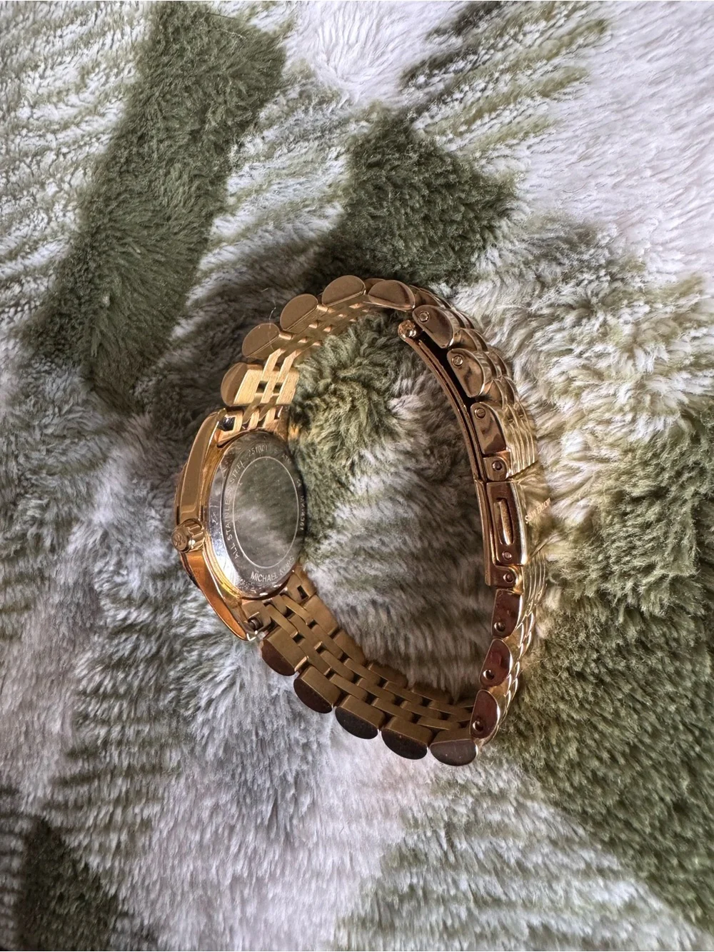 Michael Kors polished gold